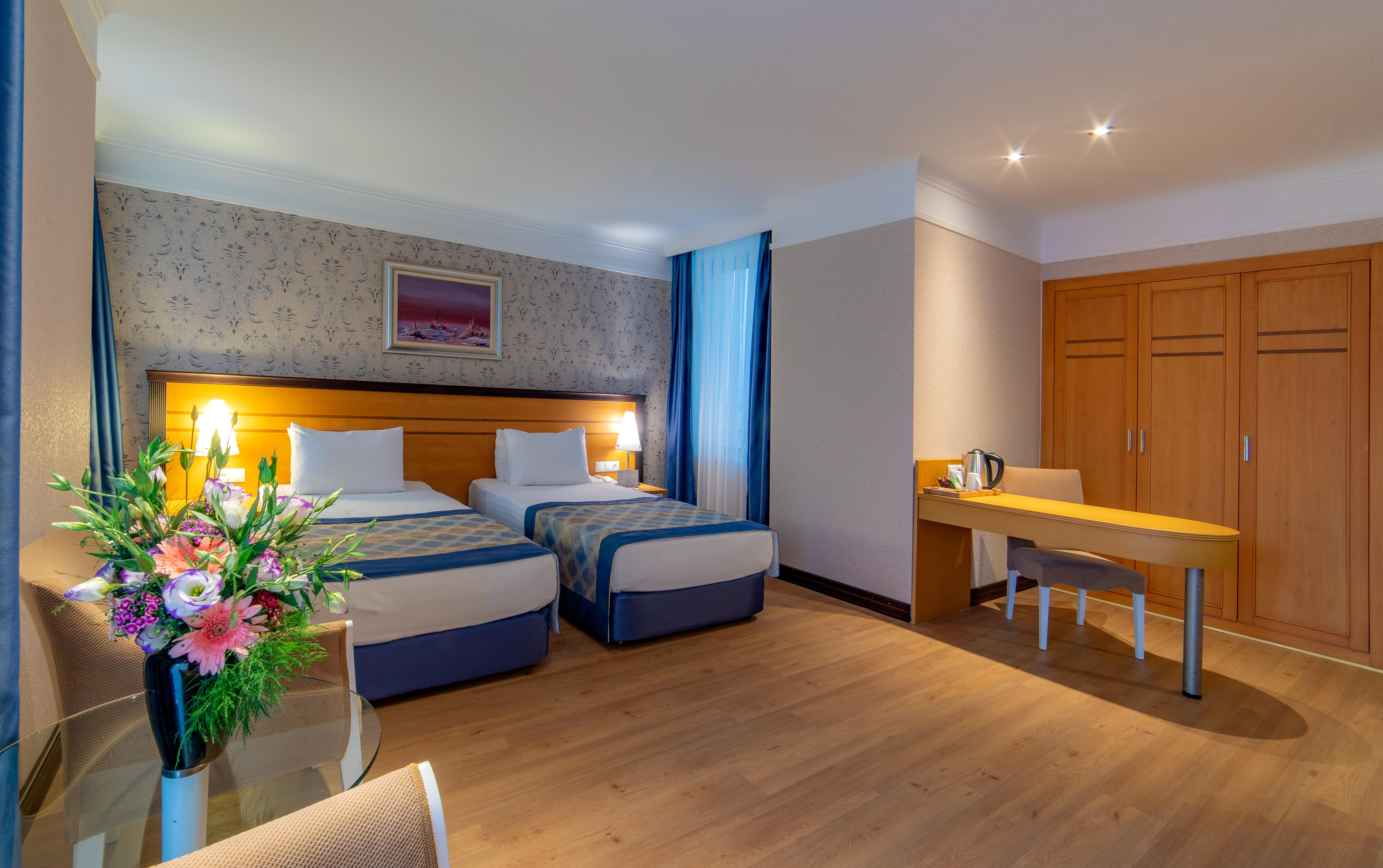 Porto Bello Hotel Resort & Spa Antalya Exterior photo A room at the hotel