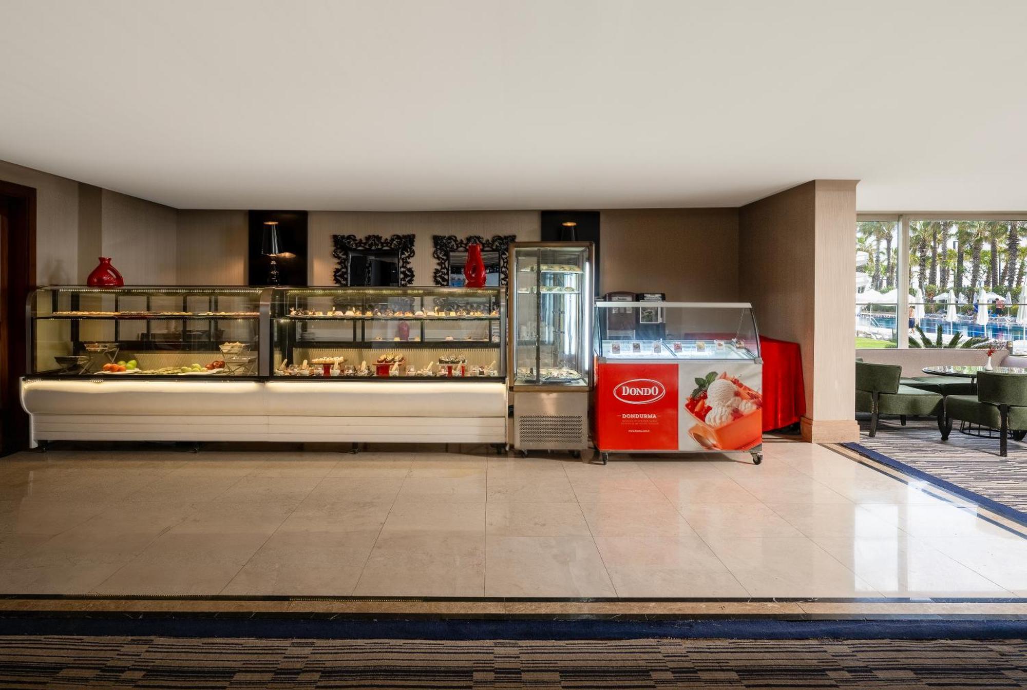 Porto Bello Hotel Resort & Spa Antalya Exterior photo The ice cream parlor at the hotel