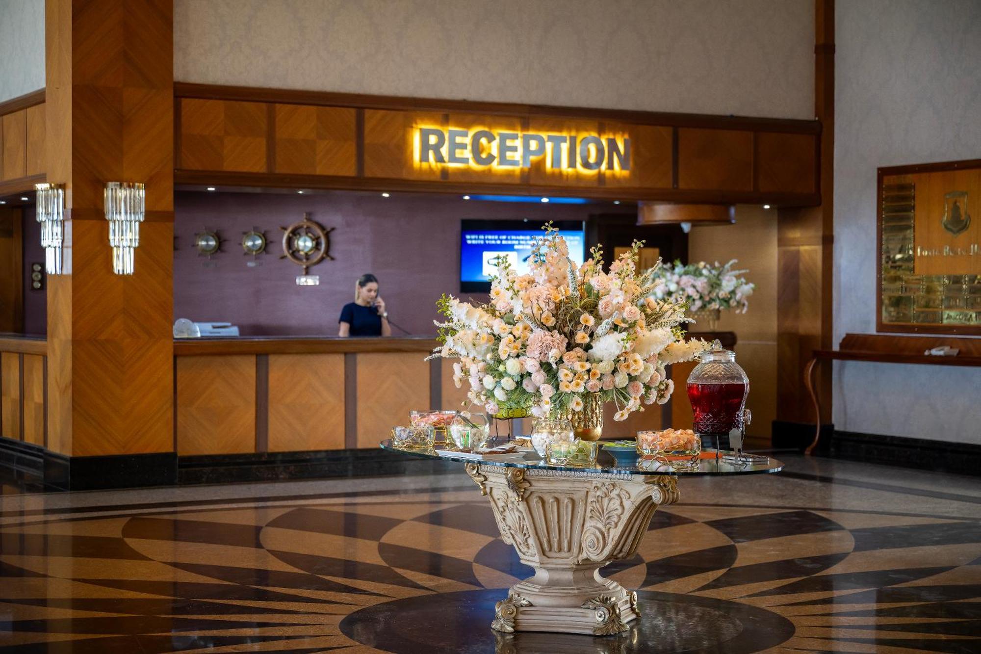 Porto Bello Hotel Resort & Spa Antalya Exterior photo Reception