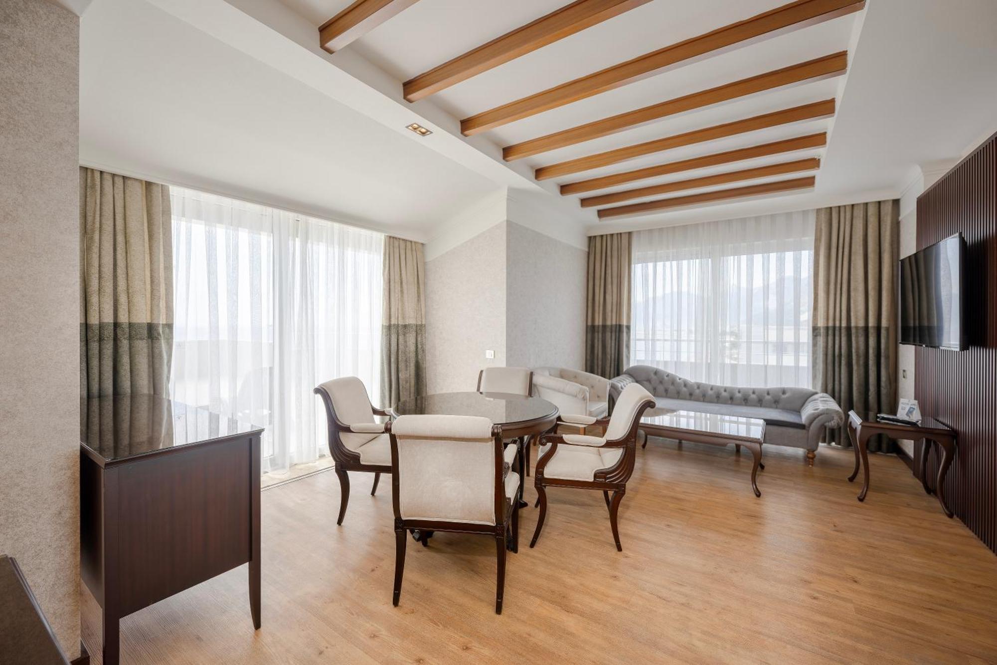 Porto Bello Hotel Resort & Spa Antalya Room photo Suite