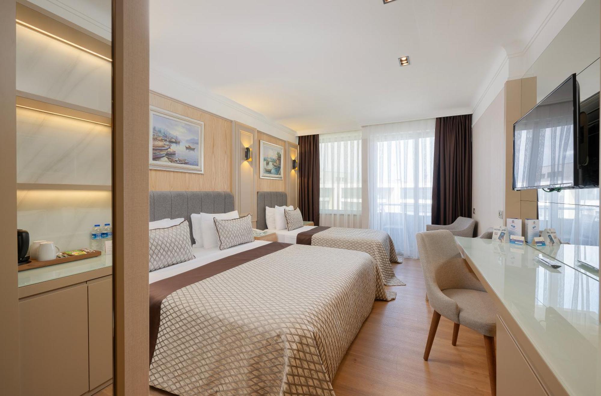 Porto Bello Hotel Resort & Spa Antalya Exterior photo A room at the hotel